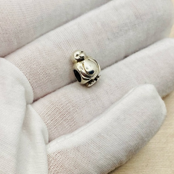 EUC Pandora 790423 Sterling Silver Smooth Head Penguin Animal Bead - Picture 4 of 7